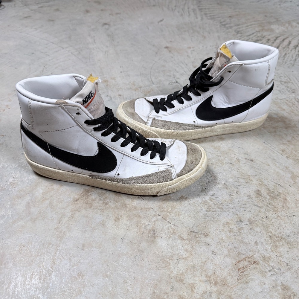 Nike Blazer Mid Vintage 77 White Black Leather High‎ Top Sneakers Womens 8.5